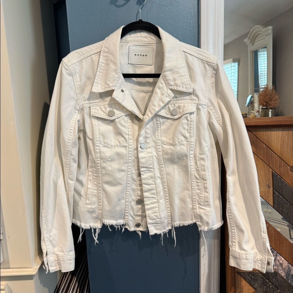 Women’s Denim Jacket